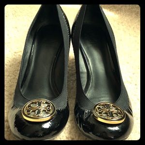 Tory Burch Patent leather Caroline wedge